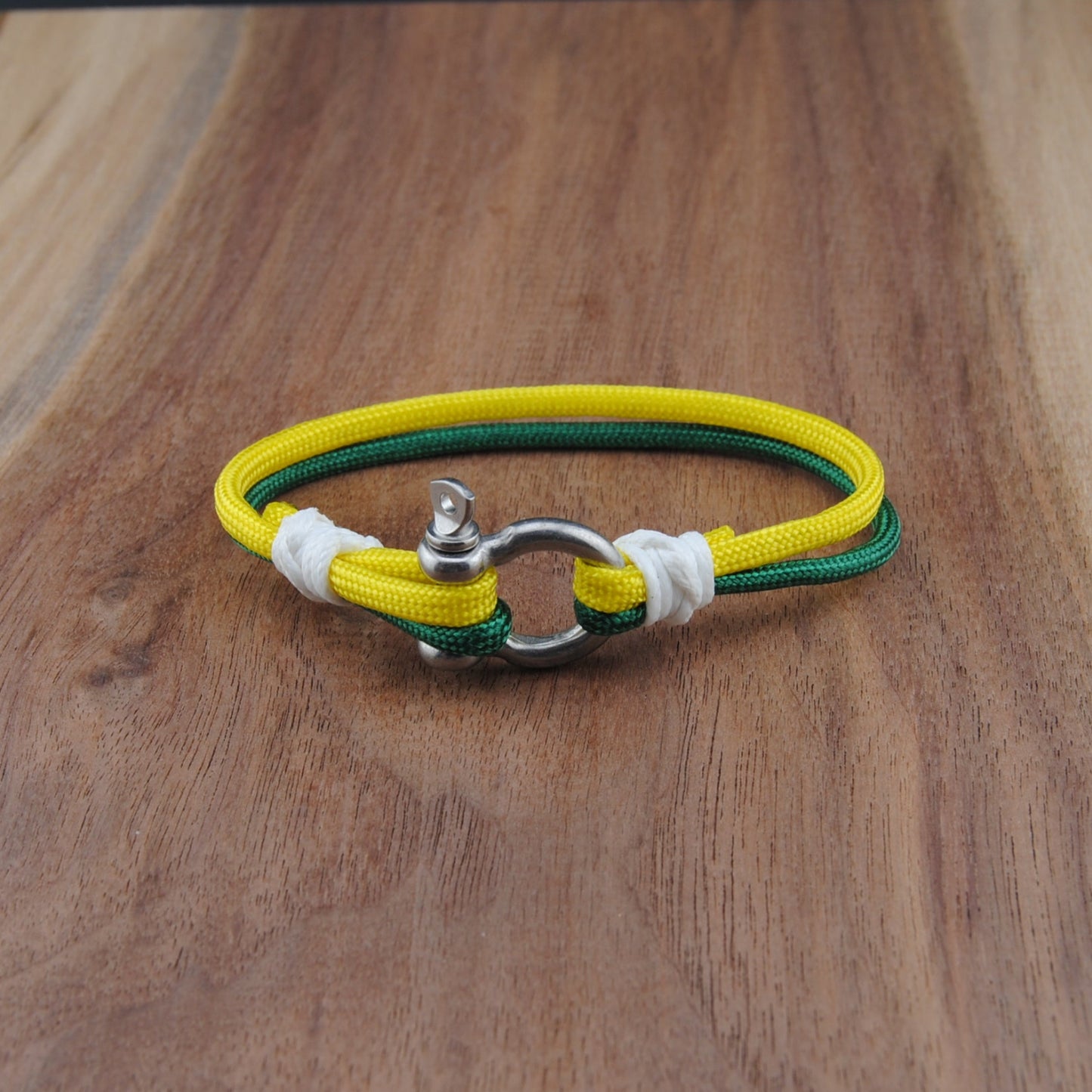 The Baylor Pride - Green and Yellow Paracord Bracelet with Stainless D-Shackle
