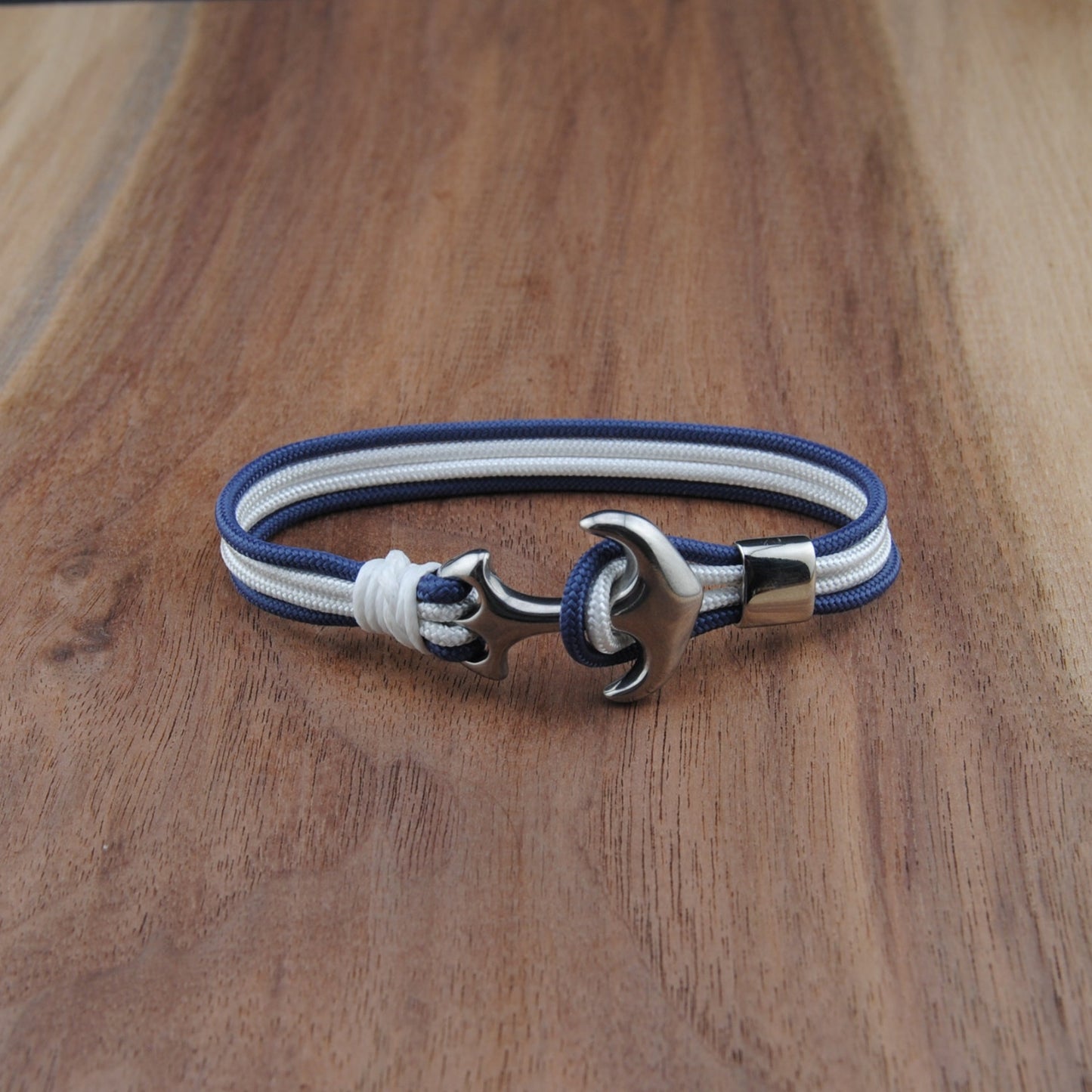 The 27 World Series (New York Yankees) - Navy and White Paracord Bracelet with Stainless Anchor Clasp