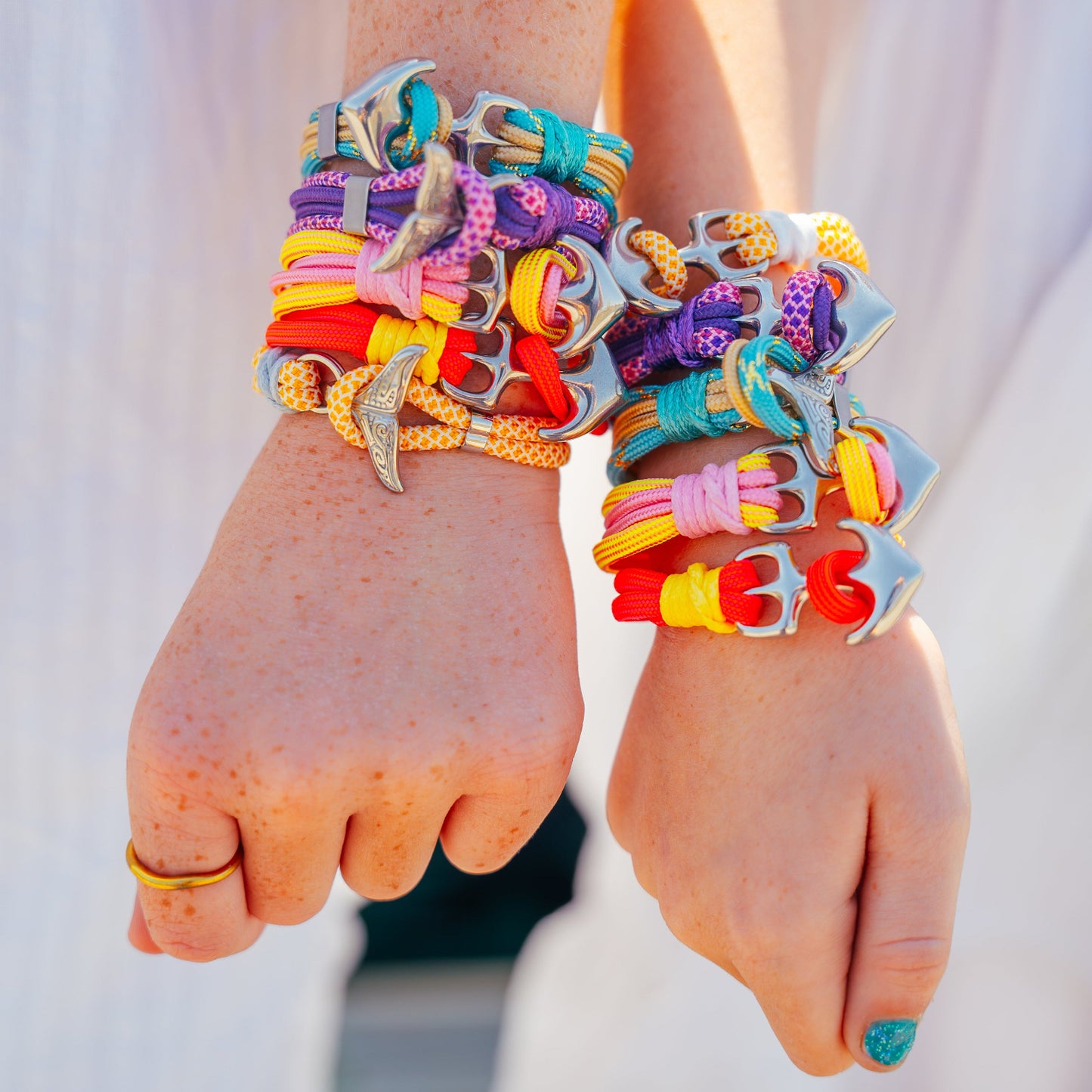 The Dawn Breaker Stipe - Turquoise/Metallic Gold and Gold Paracord Bracelet with Stainless Fishtail Clasp
