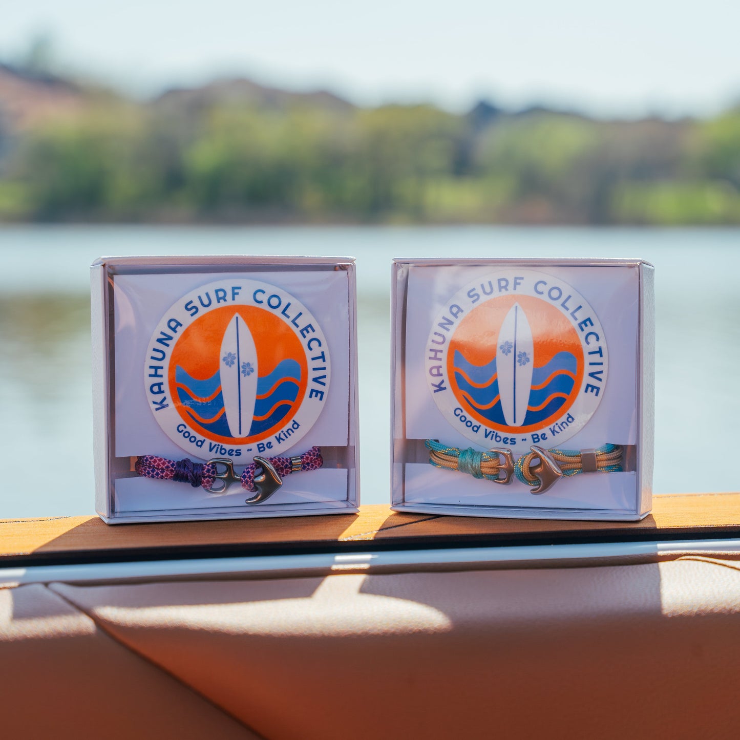 The Dawn Breaker Stripe - Turquoise/Metallic Gold and Gold Paracord Bracelet with Stainless Anchor Clasp