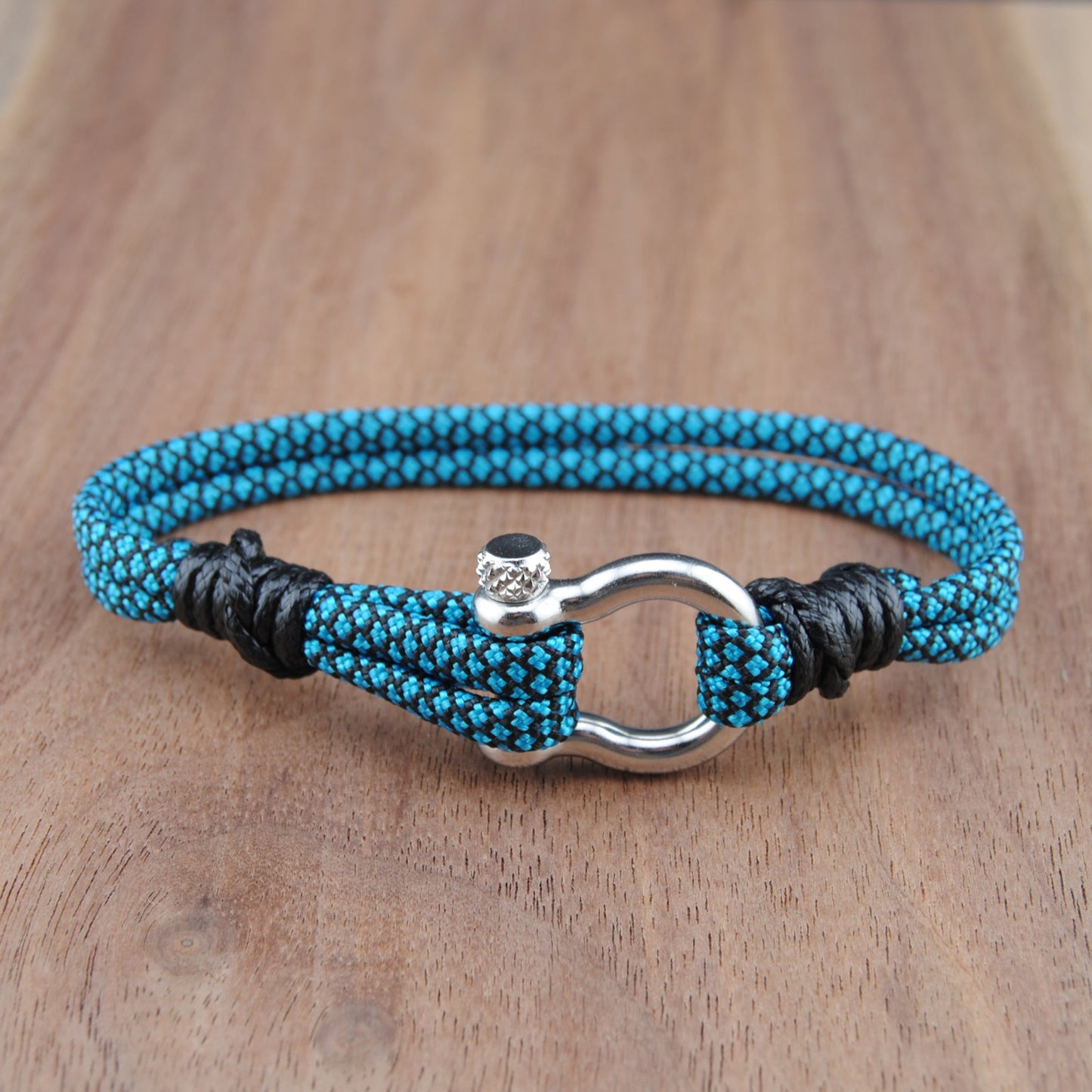 The Teal Diamonds - Black with Teal Diamond Paracord Bracelet with Polished Stainless D-Shackle w/ Crown