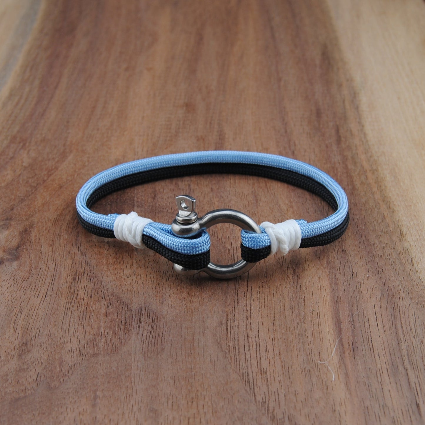 The Utah Hockey Pride (Utah Mammoth) - Black and Blue Paracord Bracelet with Stainless D-Shackle