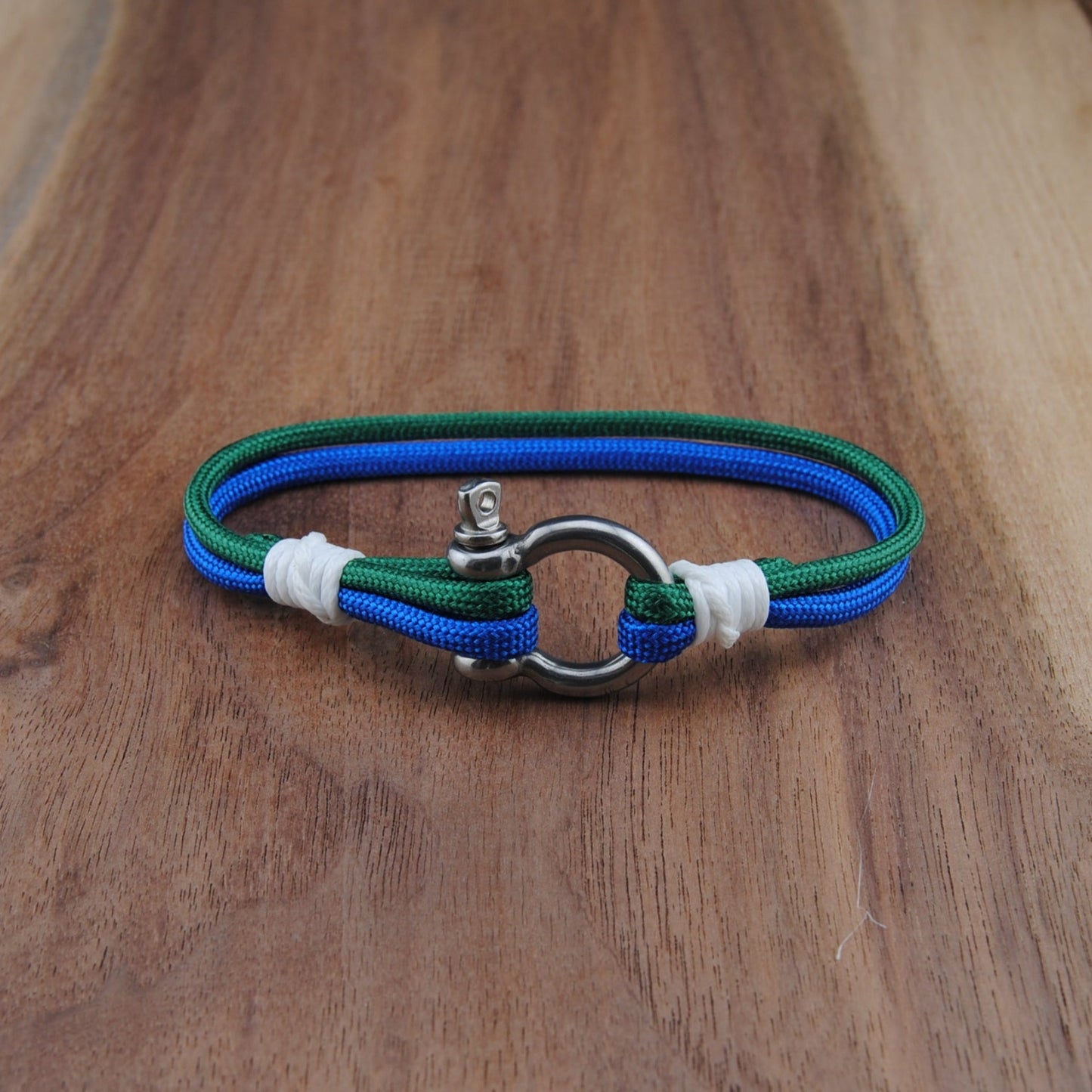 The Vancouver Hockey Pride (Vancouver Canucks) - Blue and Green Paracord Bracelet with Stainless D-Shackle